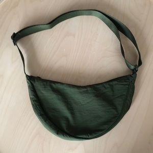 Uniqlo Round Shoulder Nylon Mini Bag